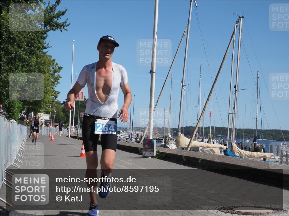 17.08.2025 - KN Förde Triathlon 2025 KatJ http://msf.ph/oto/8597195 17.08.2025 11:45:46 Laufen 264, 303 meine-sportfotos.de