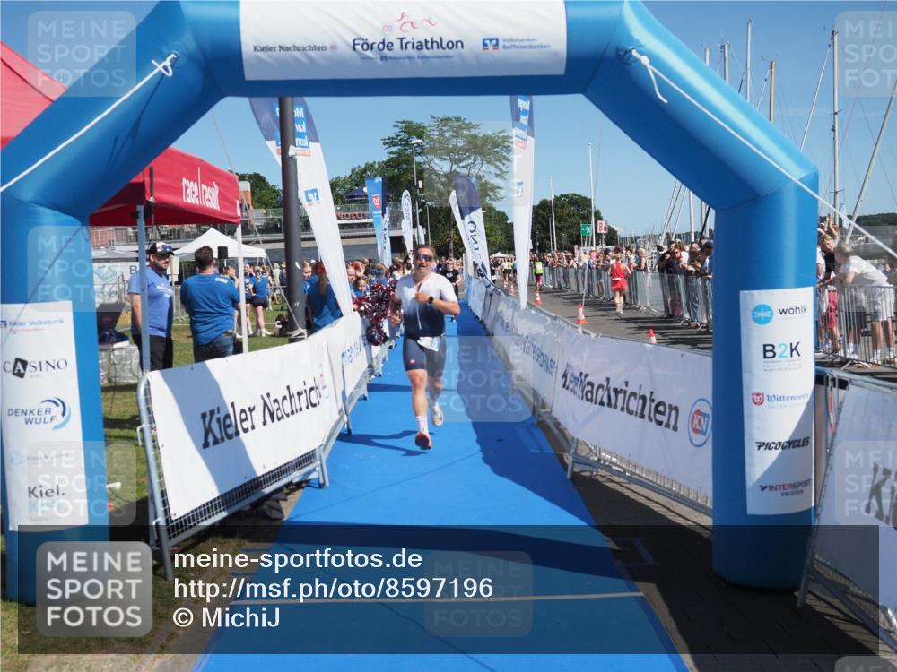 17.08.2025 - KN Förde Triathlon 2025 MichiJ http://msf.ph/oto/8597196 17.08.2025 12:07:35 Laufen 323 meine-sportfotos.de