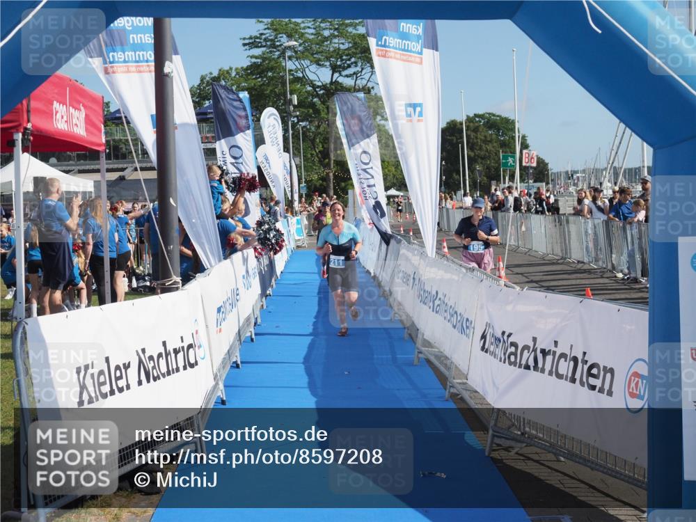17.08.2025 - KN Förde Triathlon 2025 MichiJ http://msf.ph/oto/8597208 17.08.2025 10:42:56 Laufen 211 meine-sportfotos.de