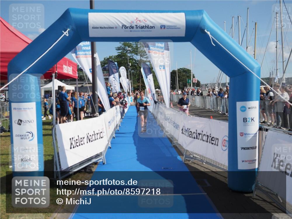 17.08.2025 - KN Förde Triathlon 2025 MichiJ http://msf.ph/oto/8597218 17.08.2025 10:42:56 Laufen 211 meine-sportfotos.de