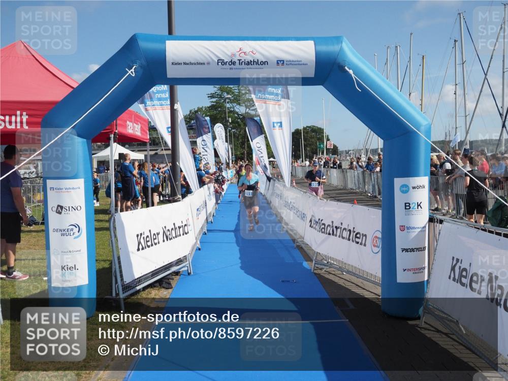 17.08.2025 - KN Förde Triathlon 2025 MichiJ http://msf.ph/oto/8597226 17.08.2025 10:42:57 Laufen 211 meine-sportfotos.de