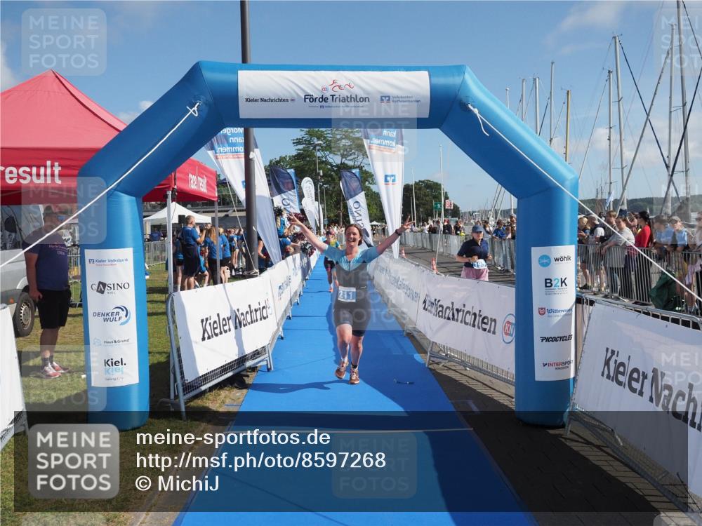 17.08.2025 - KN Förde Triathlon 2025 MichiJ http://msf.ph/oto/8597268 17.08.2025 10:42:59 Laufen 184, 211 meine-sportfotos.de