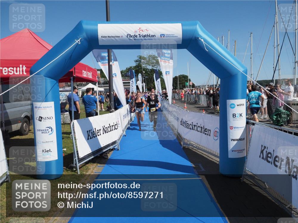 17.08.2025 - KN Förde Triathlon 2025 MichiJ http://msf.ph/oto/8597271 17.08.2025 12:07:39 Laufen 323, 633 meine-sportfotos.de