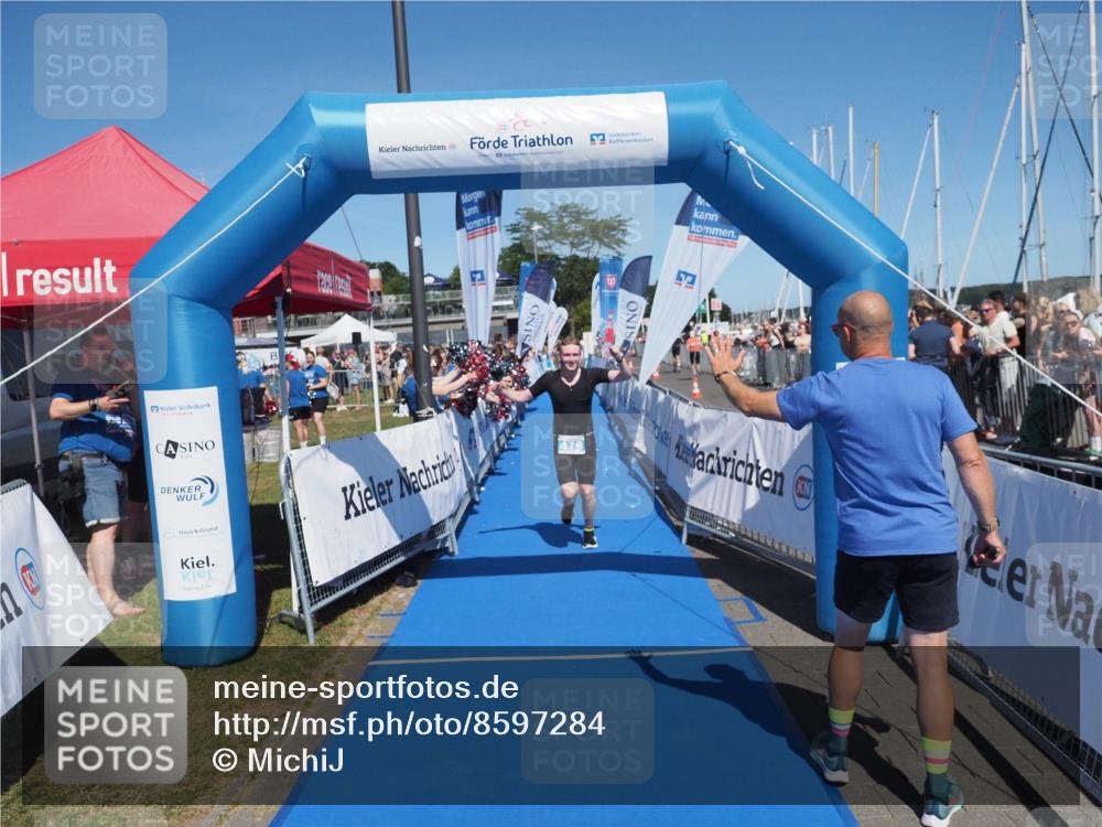 17.08.2025 - KN Förde Triathlon 2025 MichiJ http://msf.ph/oto/8597284 17.08.2025 13:59:22 Laufen 479, 490 meine-sportfotos.de