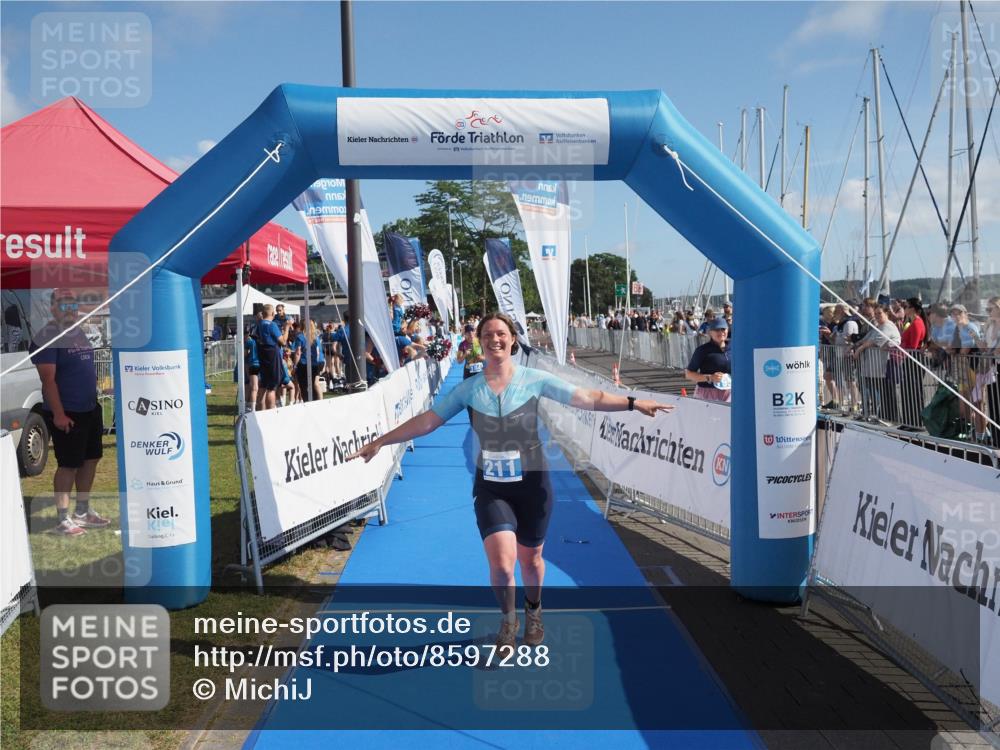 17.08.2025 - KN Förde Triathlon 2025 MichiJ http://msf.ph/oto/8597288 17.08.2025 10:42:59 Laufen 184, 211 meine-sportfotos.de