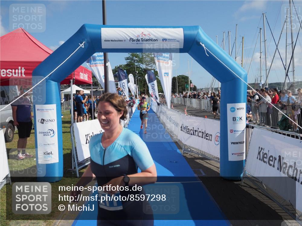 17.08.2025 - KN Förde Triathlon 2025 MichiJ http://msf.ph/oto/8597298 17.08.2025 10:43:00 Laufen 184, 211 meine-sportfotos.de
