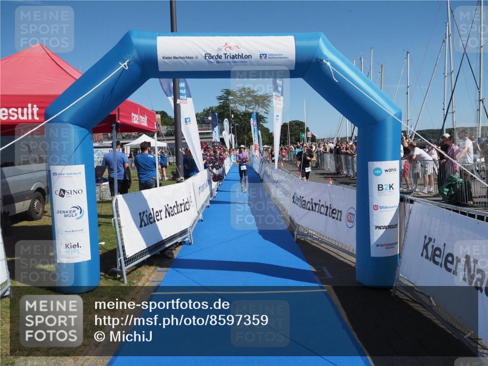 17.08.2025 - KN Förde Triathlon 2025 MichiJ http://msf.ph/oto/8597359 17.08.2025 12:07:43 Laufen 266, 633 meine-sportfotos.de