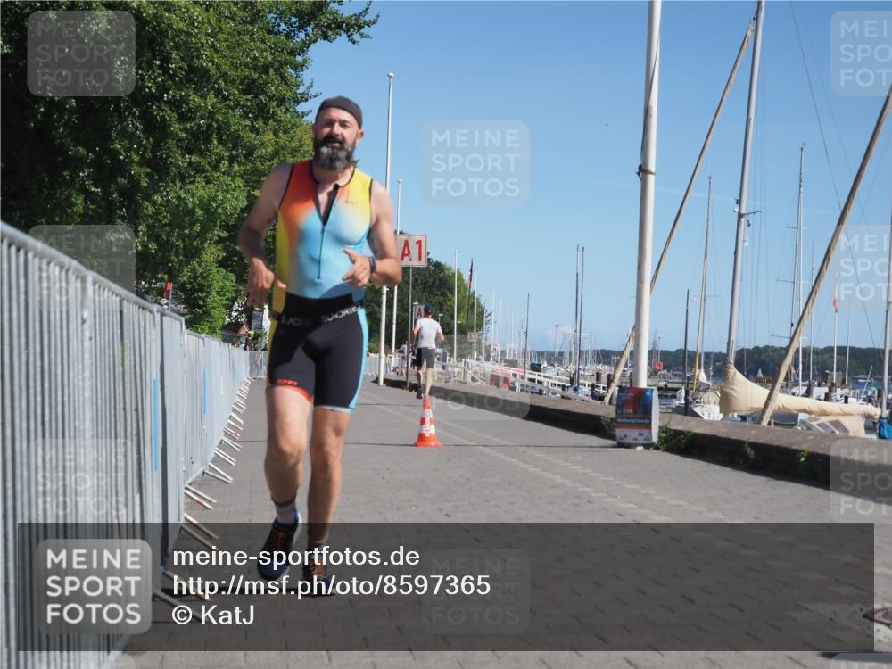 17.08.2025 - KN Förde Triathlon 2025 KatJ http://msf.ph/oto/8597365 17.08.2025 11:45:58 Laufen 303, 310 meine-sportfotos.de