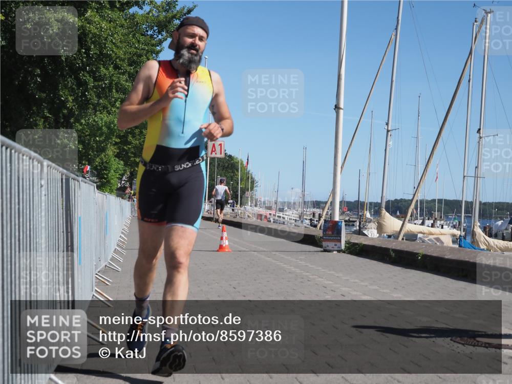 17.08.2025 - KN Förde Triathlon 2025 KatJ http://msf.ph/oto/8597386 17.08.2025 11:45:59 Laufen 310 meine-sportfotos.de