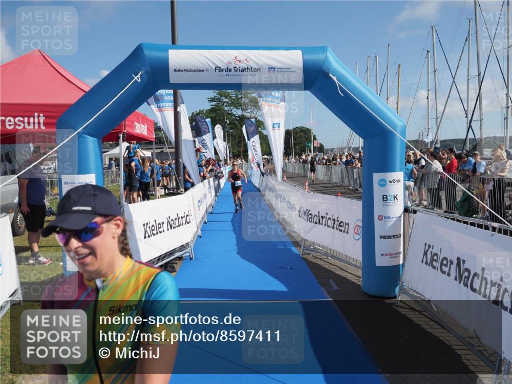 17.08.2025 - KN Förde Triathlon 2025 MichiJ http://msf.ph/oto/8597411 17.08.2025 10:43:05 Laufen 184, 237 meine-sportfotos.de