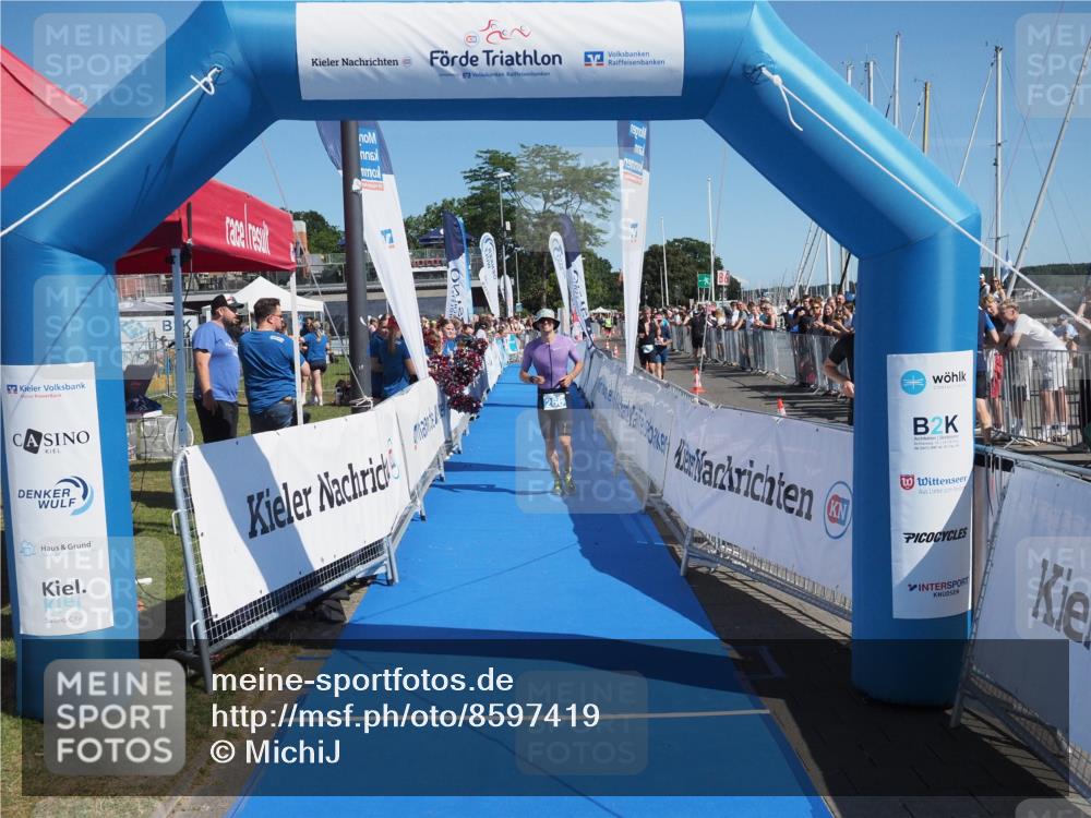 17.08.2025 - KN Förde Triathlon 2025 MichiJ http://msf.ph/oto/8597419 17.08.2025 12:07:45 Laufen 266, 633 meine-sportfotos.de