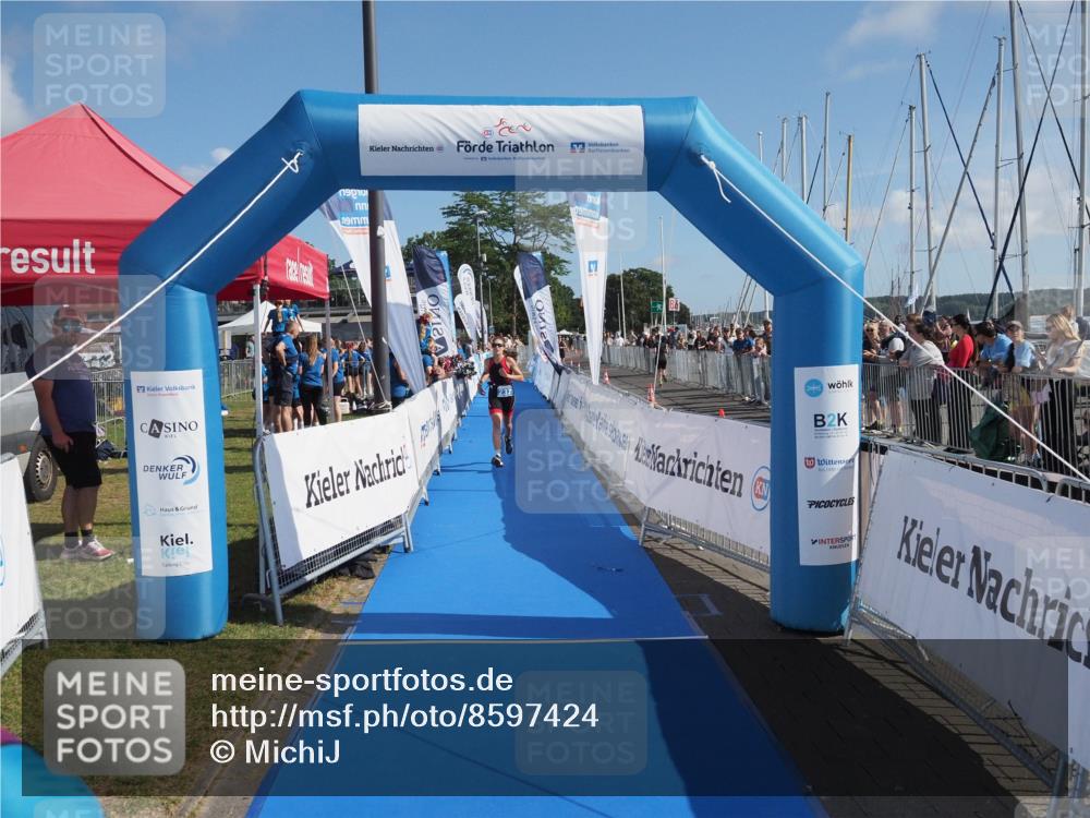 17.08.2025 - KN Förde Triathlon 2025 MichiJ http://msf.ph/oto/8597424 17.08.2025 10:43:06 Laufen 184, 237 meine-sportfotos.de
