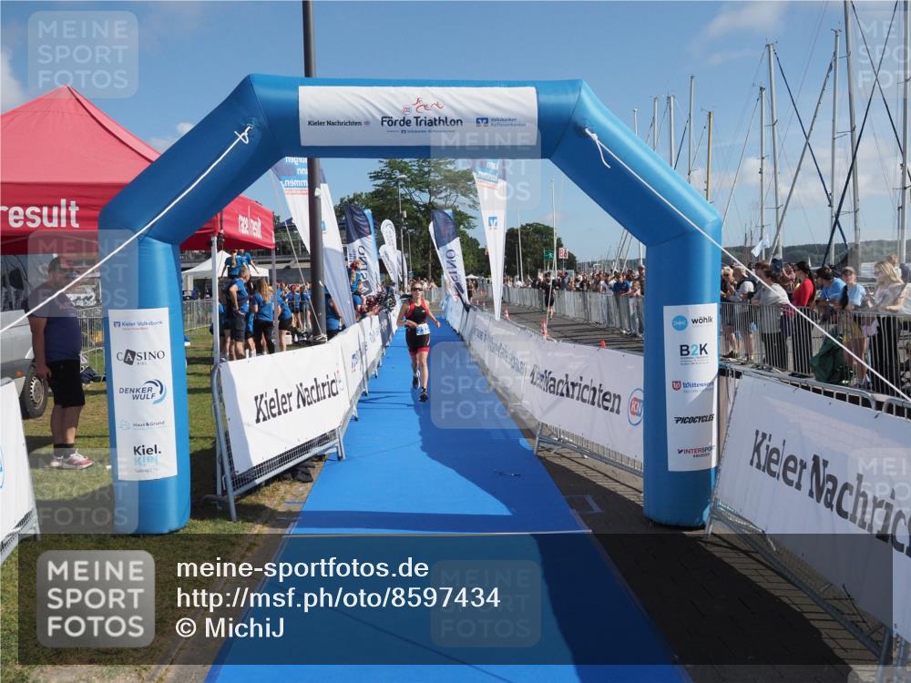 17.08.2025 - KN Förde Triathlon 2025 MichiJ http://msf.ph/oto/8597434 17.08.2025 10:43:06 Laufen 184, 237 meine-sportfotos.de