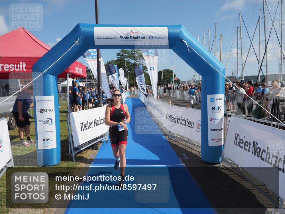 17.08.2025 - KN Förde Triathlon 2025 MichiJ http://msf.ph/oto/8597497 17.08.2025 10:43:08 Laufen 184, 237 meine-sportfotos.de
