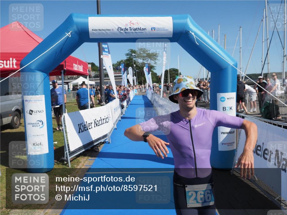 17.08.2025 - KN Förde Triathlon 2025 MichiJ http://msf.ph/oto/8597521 17.08.2025 12:07:49 Laufen 266 meine-sportfotos.de