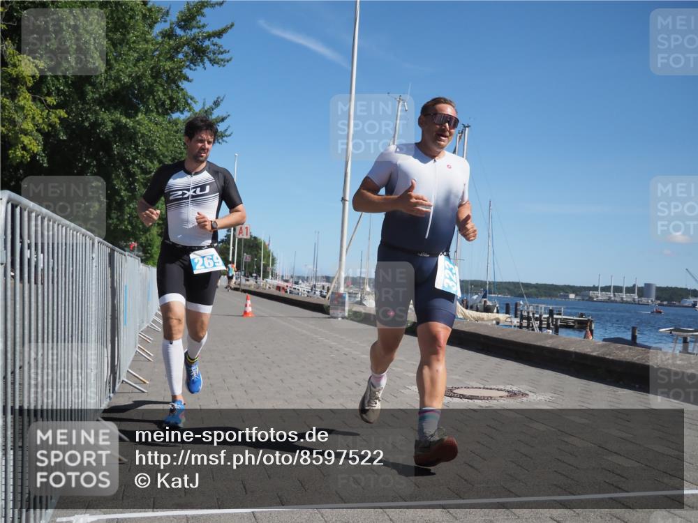 17.08.2025 - KN Förde Triathlon 2025 KatJ http://msf.ph/oto/8597522 17.08.2025 11:46:17 Laufen 268, 269, 323 meine-sportfotos.de