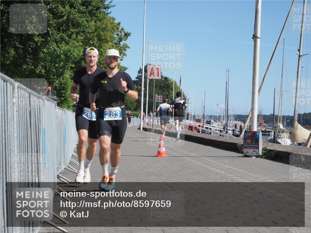 17.08.2025 - KN Förde Triathlon 2025 KatJ http://msf.ph/oto/8597659 17.08.2025 11:46:29 Laufen 265, 268, 283 meine-sportfotos.de