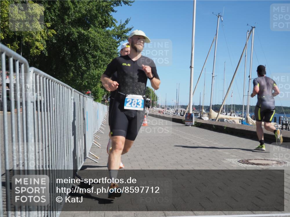 17.08.2025 - KN Förde Triathlon 2025 KatJ http://msf.ph/oto/8597712 17.08.2025 11:46:31 Laufen 265, 283 meine-sportfotos.de