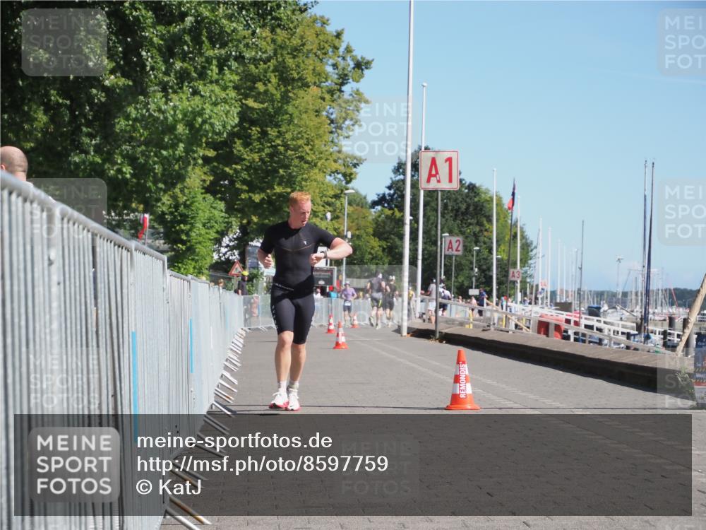 17.08.2025 - KN Förde Triathlon 2025 KatJ http://msf.ph/oto/8597759 17.08.2025 11:46:51 Laufen 270 meine-sportfotos.de