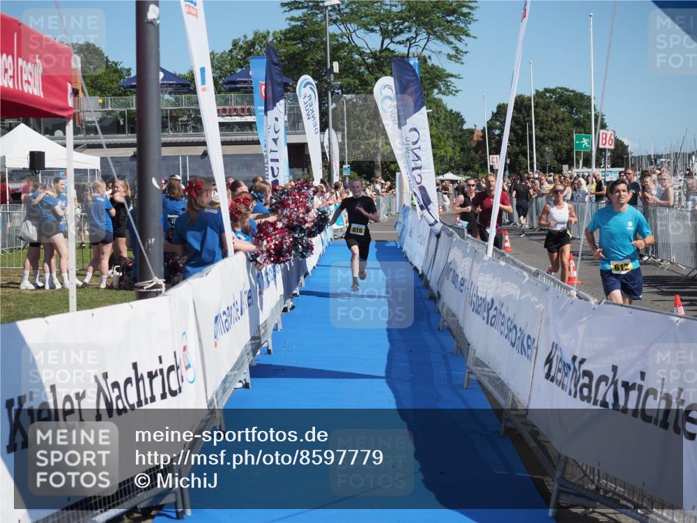 17.08.2025 - KN Förde Triathlon 2025 MichiJ http://msf.ph/oto/8597779 17.08.2025 12:09:08 Laufen 616 meine-sportfotos.de