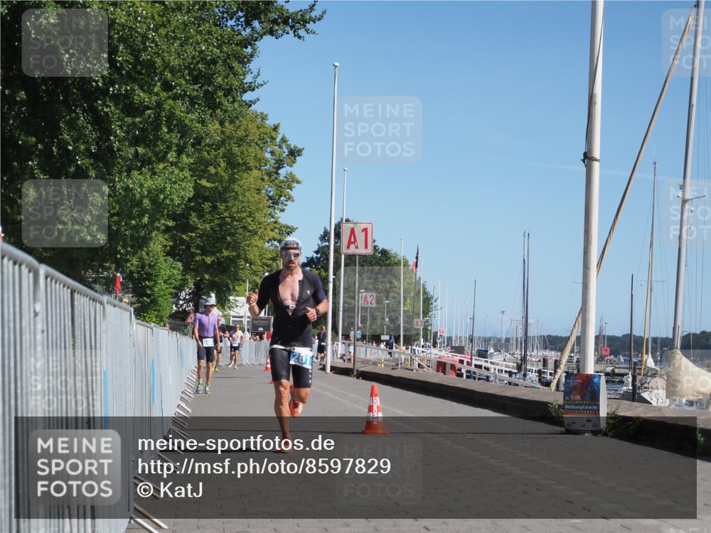 17.08.2025 - KN Förde Triathlon 2025 KatJ http://msf.ph/oto/8597829 17.08.2025 11:47:21 Laufen 261 meine-sportfotos.de