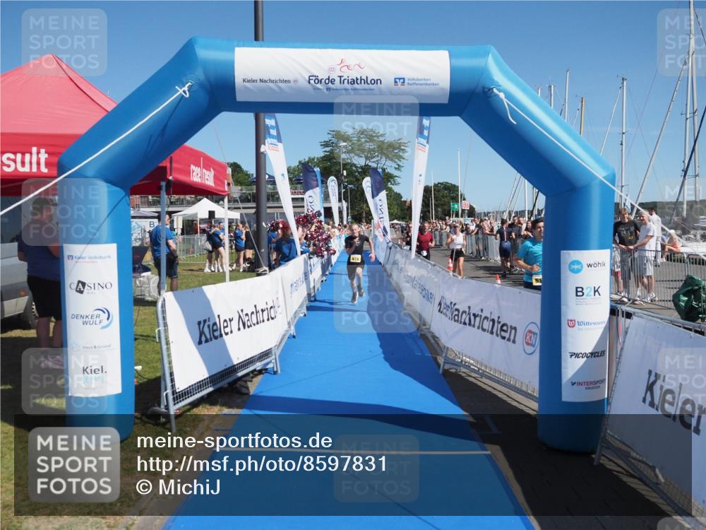 17.08.2025 - KN Förde Triathlon 2025 MichiJ http://msf.ph/oto/8597831 17.08.2025 12:09:09 Laufen 616 meine-sportfotos.de
