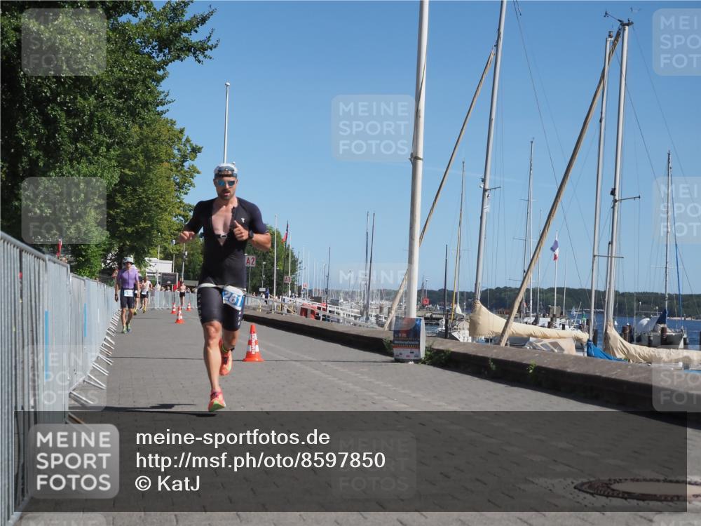 17.08.2025 - KN Förde Triathlon 2025 KatJ http://msf.ph/oto/8597850 17.08.2025 11:47:22 Laufen 261 meine-sportfotos.de