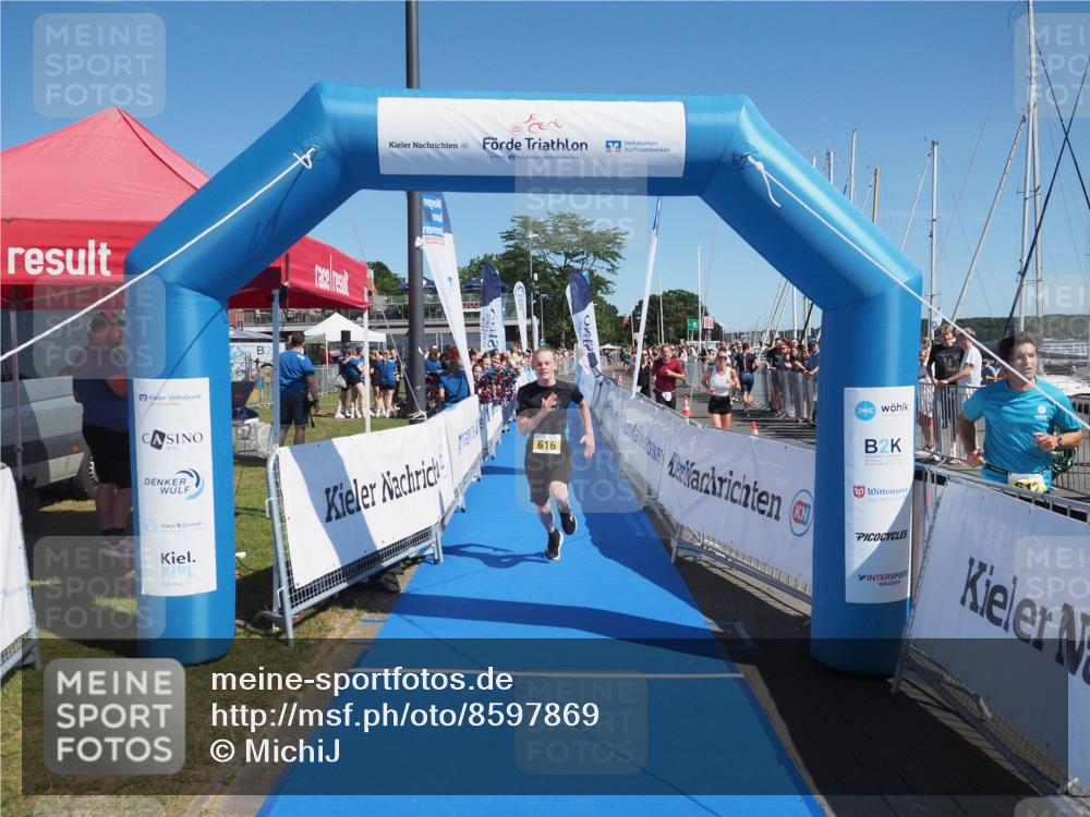 17.08.2025 - KN Förde Triathlon 2025 MichiJ http://msf.ph/oto/8597869 17.08.2025 12:09:10 Laufen 616 meine-sportfotos.de
