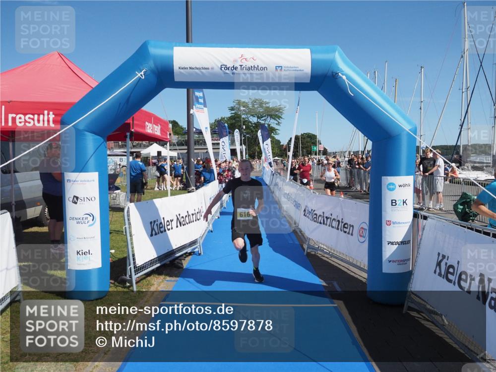 17.08.2025 - KN Förde Triathlon 2025 MichiJ http://msf.ph/oto/8597878 17.08.2025 12:09:10 Laufen 616 meine-sportfotos.de