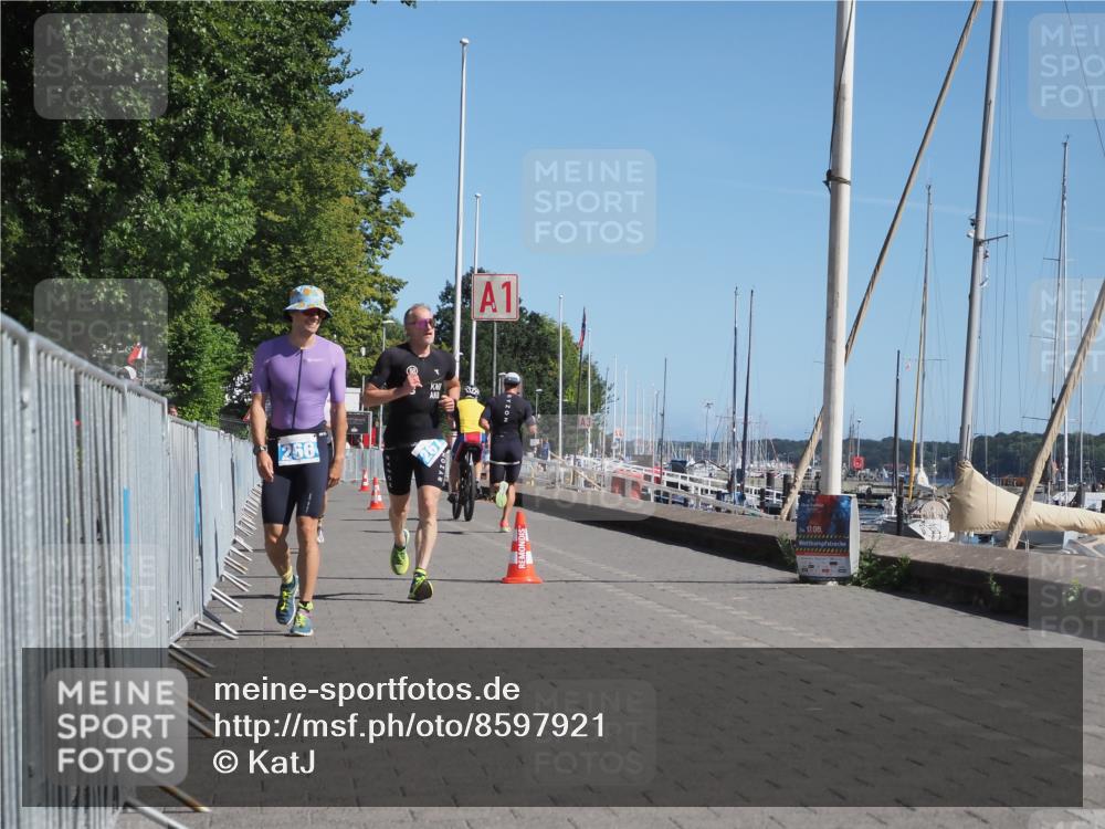 17.08.2025 - KN Förde Triathlon 2025 KatJ http://msf.ph/oto/8597921 17.08.2025 11:47:34 Laufen 266, 267, 287 meine-sportfotos.de