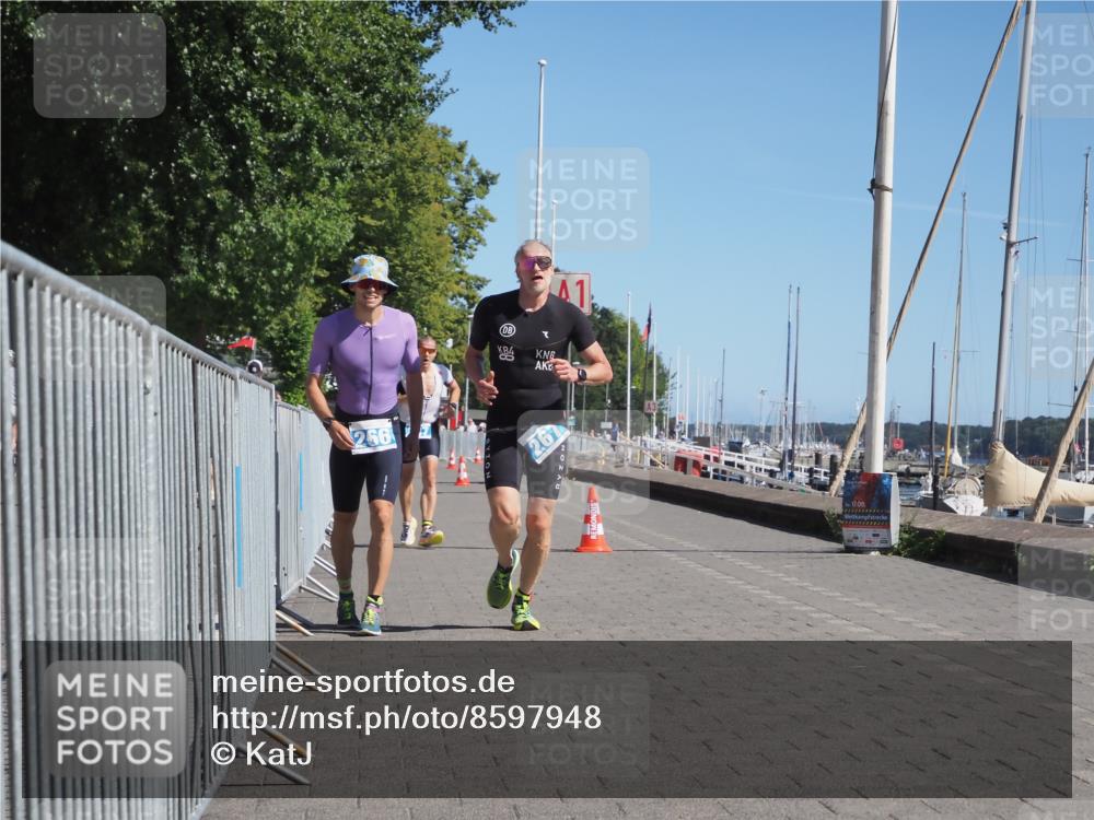 17.08.2025 - KN Förde Triathlon 2025 KatJ http://msf.ph/oto/8597948 17.08.2025 11:47:35 Laufen 266, 267, 287 meine-sportfotos.de