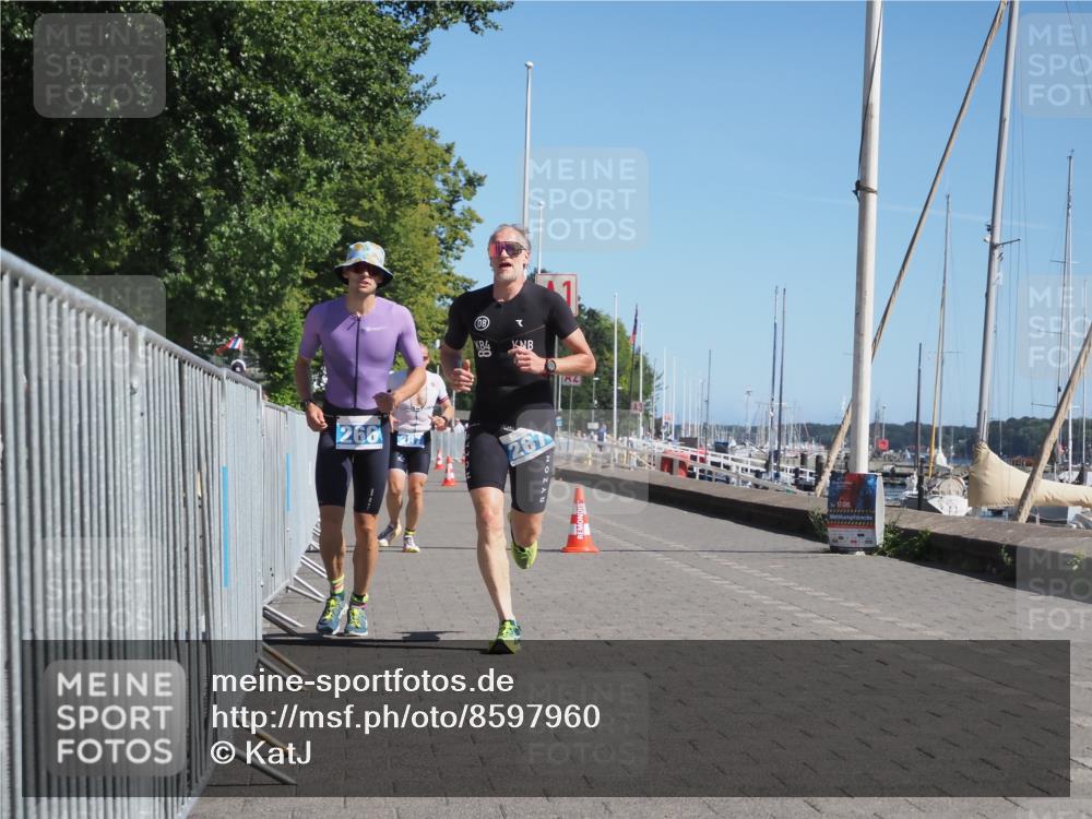 17.08.2025 - KN Förde Triathlon 2025 KatJ http://msf.ph/oto/8597960 17.08.2025 11:47:36 Laufen 266, 267, 287 meine-sportfotos.de