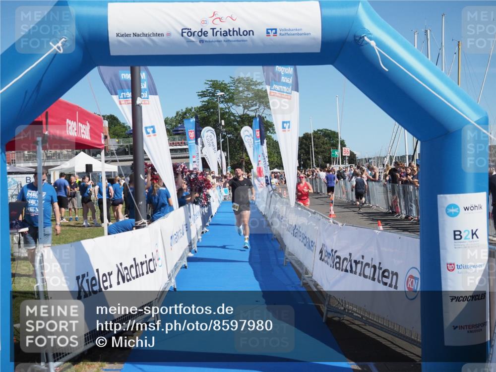 17.08.2025 - KN Förde Triathlon 2025 MichiJ http://msf.ph/oto/8597980 17.08.2025 12:10:30 Laufen 604 meine-sportfotos.de