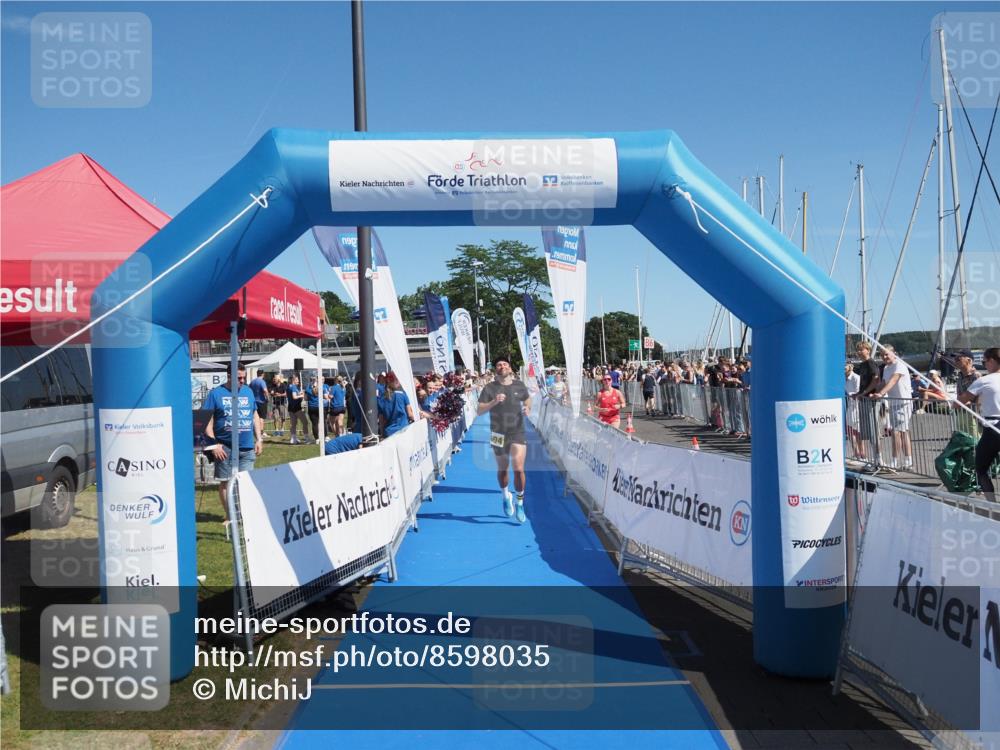 17.08.2025 - KN Förde Triathlon 2025 MichiJ http://msf.ph/oto/8598035 17.08.2025 12:10:32 Laufen 604 meine-sportfotos.de