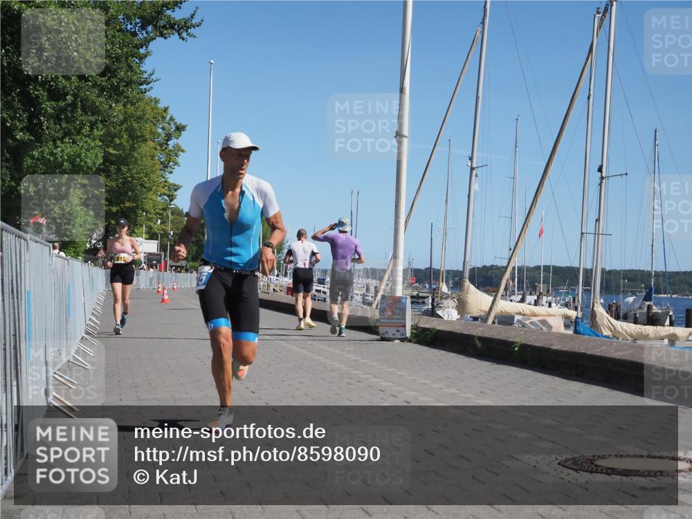 17.08.2025 - KN Förde Triathlon 2025 KatJ http://msf.ph/oto/8598090 17.08.2025 11:47:49 Laufen 275, 615 meine-sportfotos.de
