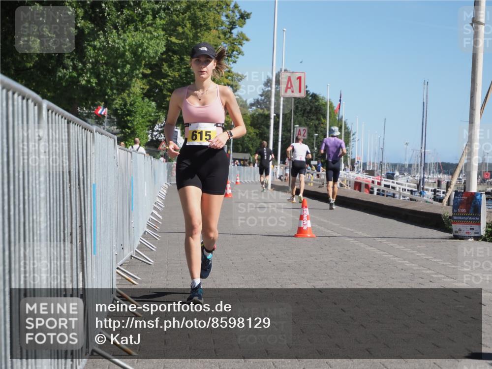 17.08.2025 - KN Förde Triathlon 2025 KatJ http://msf.ph/oto/8598129 17.08.2025 11:47:54 Laufen 615 meine-sportfotos.de