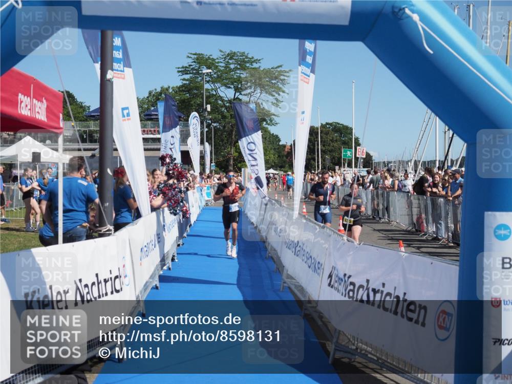 17.08.2025 - KN Förde Triathlon 2025 MichiJ http://msf.ph/oto/8598131 17.08.2025 12:11:31 Laufen 358 meine-sportfotos.de