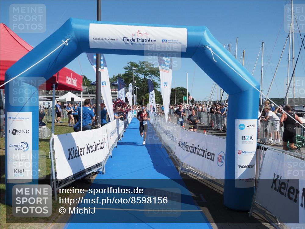 17.08.2025 - KN Förde Triathlon 2025 MichiJ http://msf.ph/oto/8598156 17.08.2025 12:11:32 Laufen 358 meine-sportfotos.de