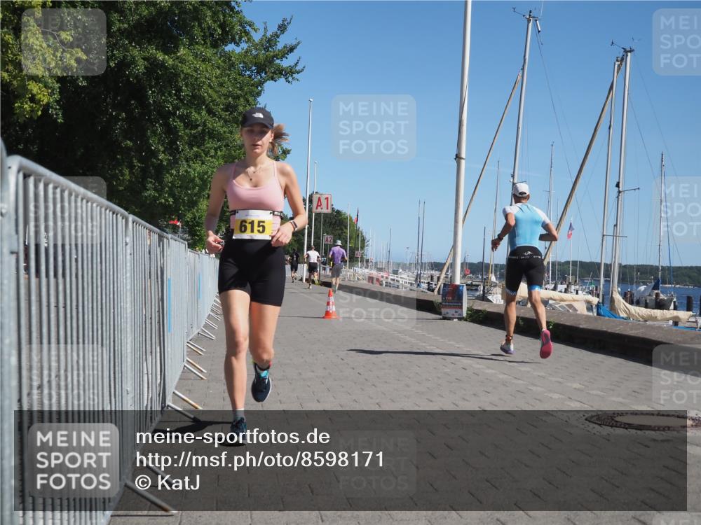 17.08.2025 - KN Förde Triathlon 2025 KatJ http://msf.ph/oto/8598171 17.08.2025 11:47:55 Laufen 615 meine-sportfotos.de