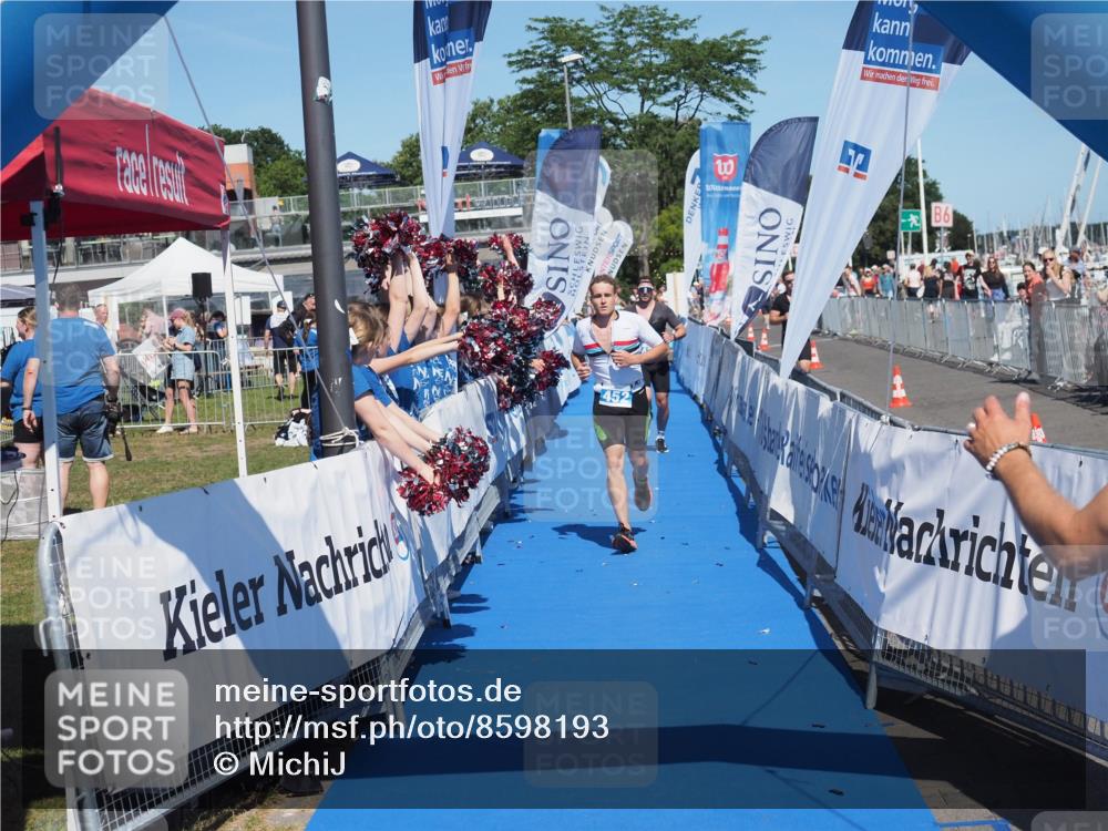 17.08.2025 - KN Förde Triathlon 2025 MichiJ http://msf.ph/oto/8598193 17.08.2025 14:00:29 Laufen 432, 452 meine-sportfotos.de