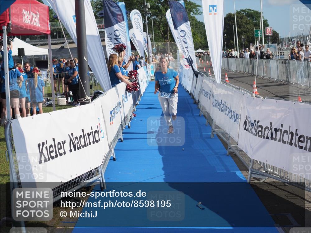 17.08.2025 - KN Förde Triathlon 2025 MichiJ http://msf.ph/oto/8598195 17.08.2025 10:45:43 Laufen 131, 169, 208 meine-sportfotos.de