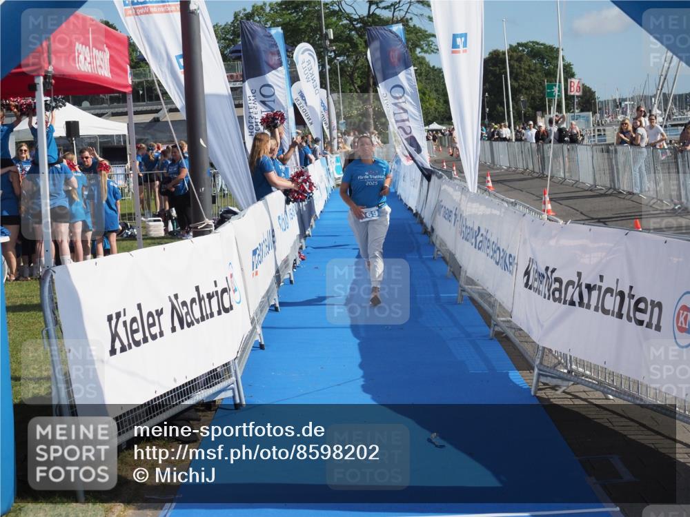 17.08.2025 - KN Förde Triathlon 2025 MichiJ http://msf.ph/oto/8598202 17.08.2025 10:45:43 Laufen 131, 169, 208 meine-sportfotos.de