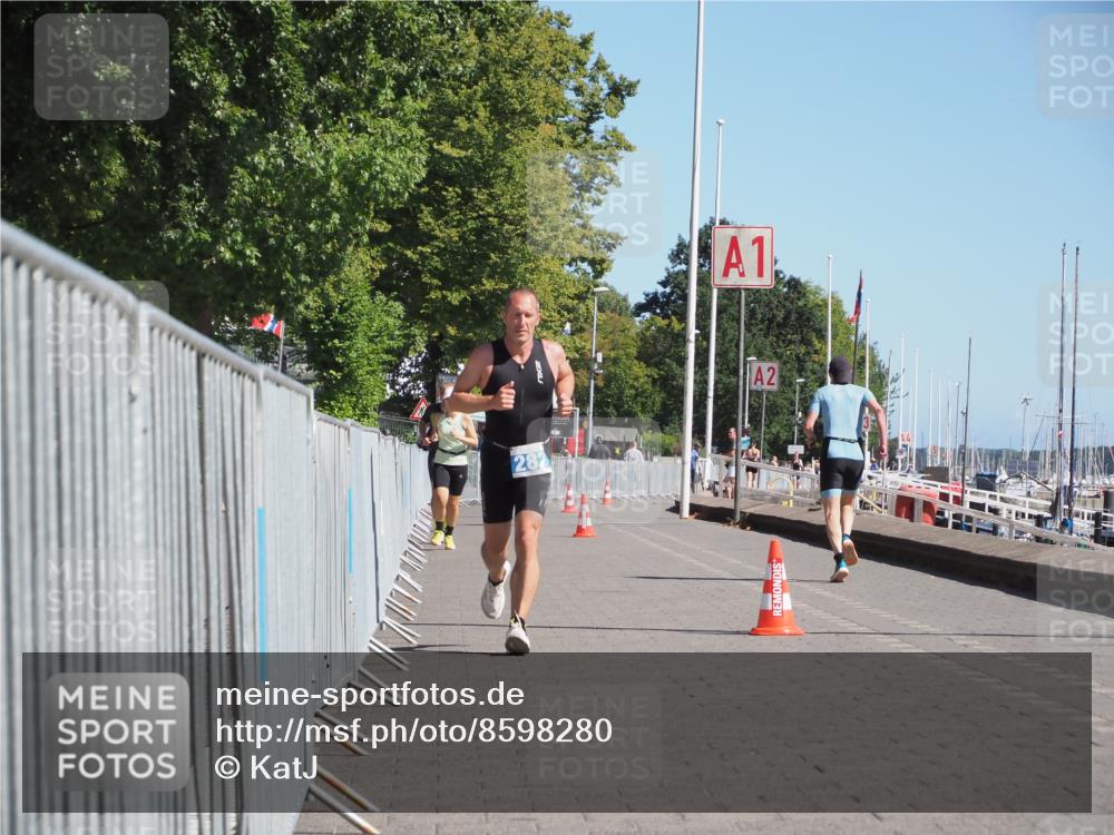 17.08.2025 - KN Förde Triathlon 2025 KatJ http://msf.ph/oto/8598280 17.08.2025 11:48:42 Laufen 282 meine-sportfotos.de