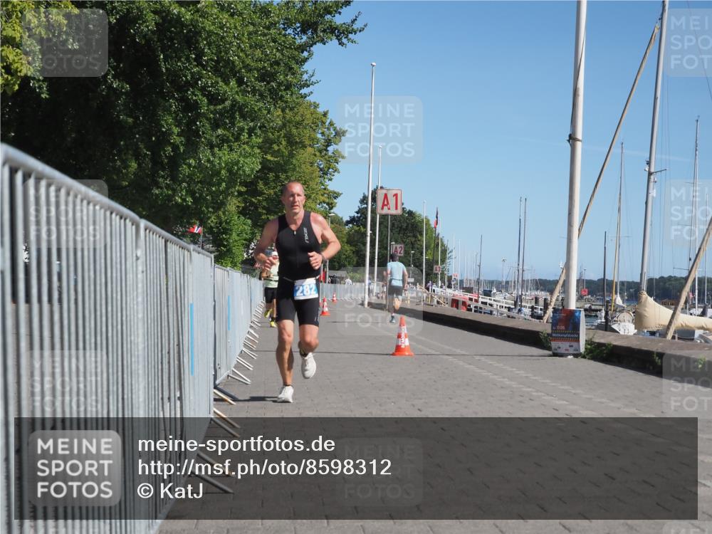 17.08.2025 - KN Förde Triathlon 2025 KatJ http://msf.ph/oto/8598312 17.08.2025 11:48:44 Laufen 282 meine-sportfotos.de