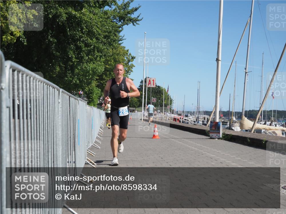 17.08.2025 - KN Förde Triathlon 2025 KatJ http://msf.ph/oto/8598334 17.08.2025 11:48:45 Laufen 282, 620 meine-sportfotos.de