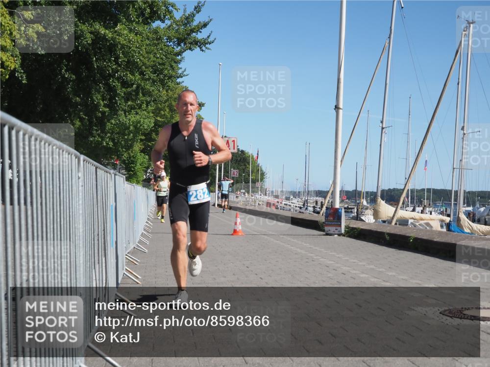 17.08.2025 - KN Förde Triathlon 2025 KatJ http://msf.ph/oto/8598366 17.08.2025 11:48:46 Laufen 282, 620 meine-sportfotos.de