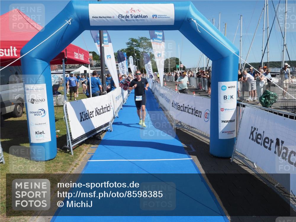 17.08.2025 - KN Förde Triathlon 2025 MichiJ http://msf.ph/oto/8598385 17.08.2025 12:11:59 Laufen 288 meine-sportfotos.de