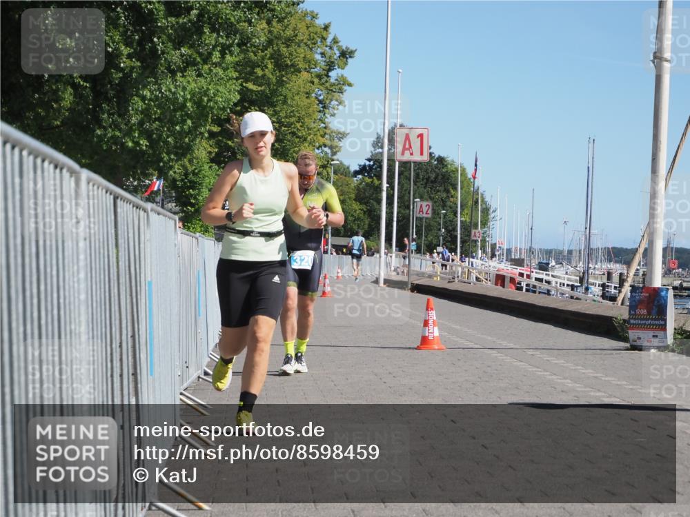 17.08.2025 - KN Förde Triathlon 2025 KatJ http://msf.ph/oto/8598459 17.08.2025 11:48:52 Laufen 320, 620 meine-sportfotos.de