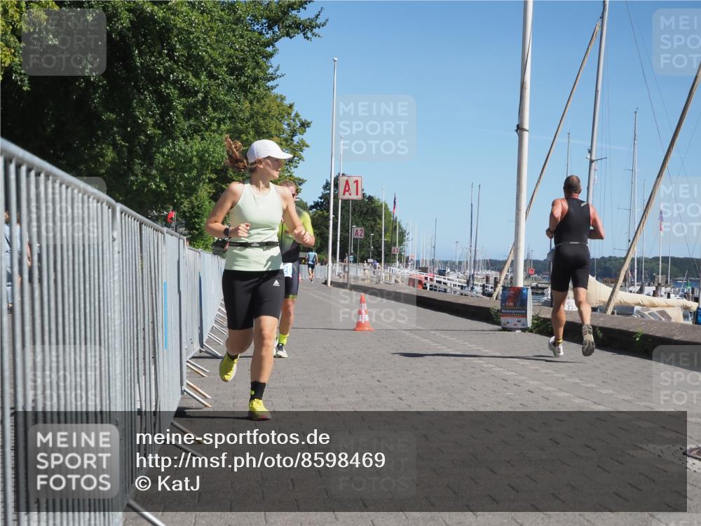 17.08.2025 - KN Förde Triathlon 2025 KatJ http://msf.ph/oto/8598469 17.08.2025 11:48:53 Laufen 320, 620 meine-sportfotos.de