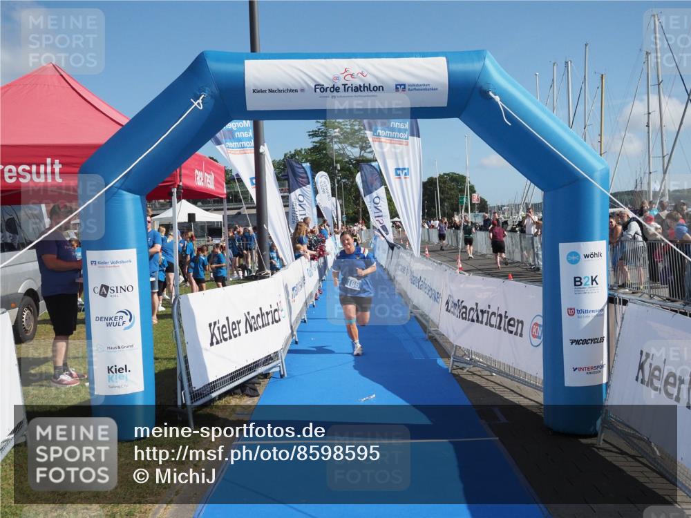 17.08.2025 - KN Förde Triathlon 2025 MichiJ http://msf.ph/oto/8598595 17.08.2025 10:46:37 Laufen 186 meine-sportfotos.de